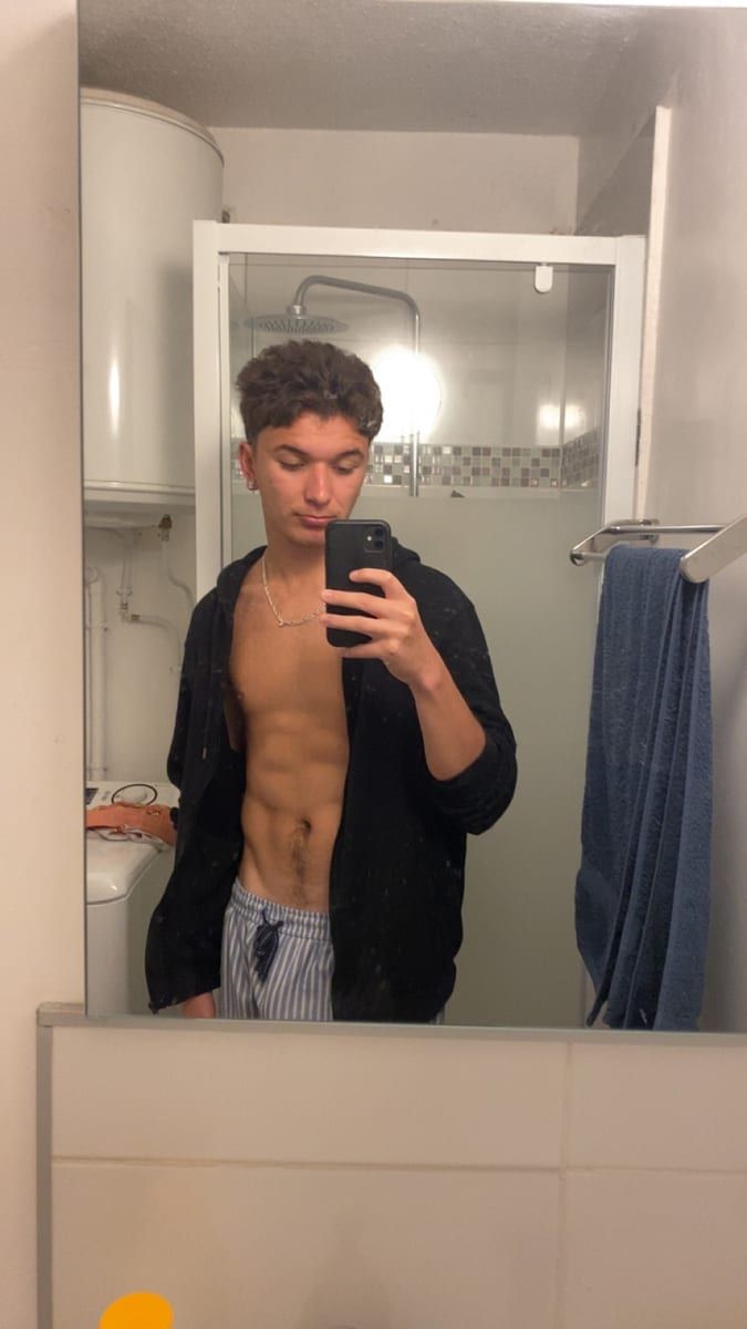 Profil de Curt